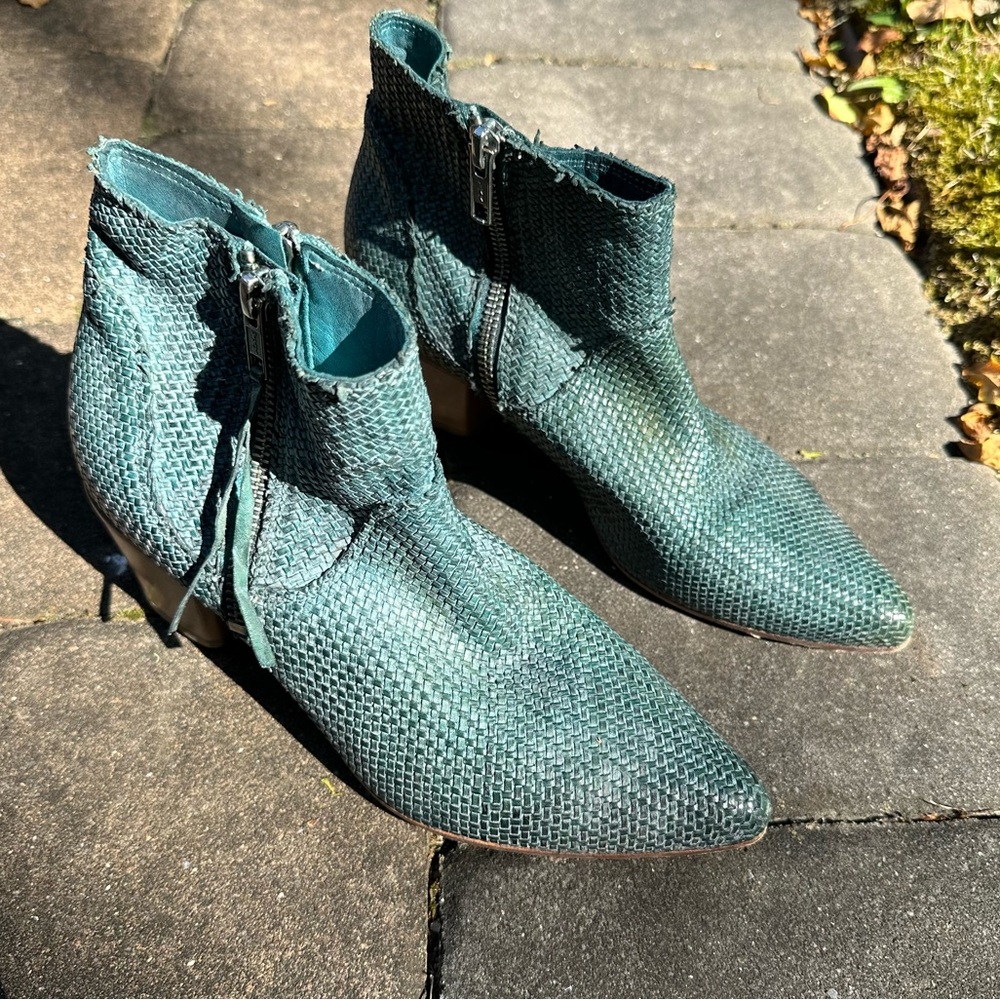 EUC Moma Woven leather double zip ankle booties